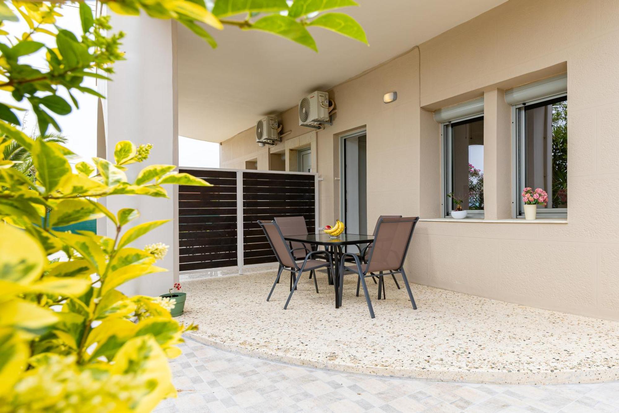 Golden Key Apartments Hriszí Aktí Haniá Kültér fotó