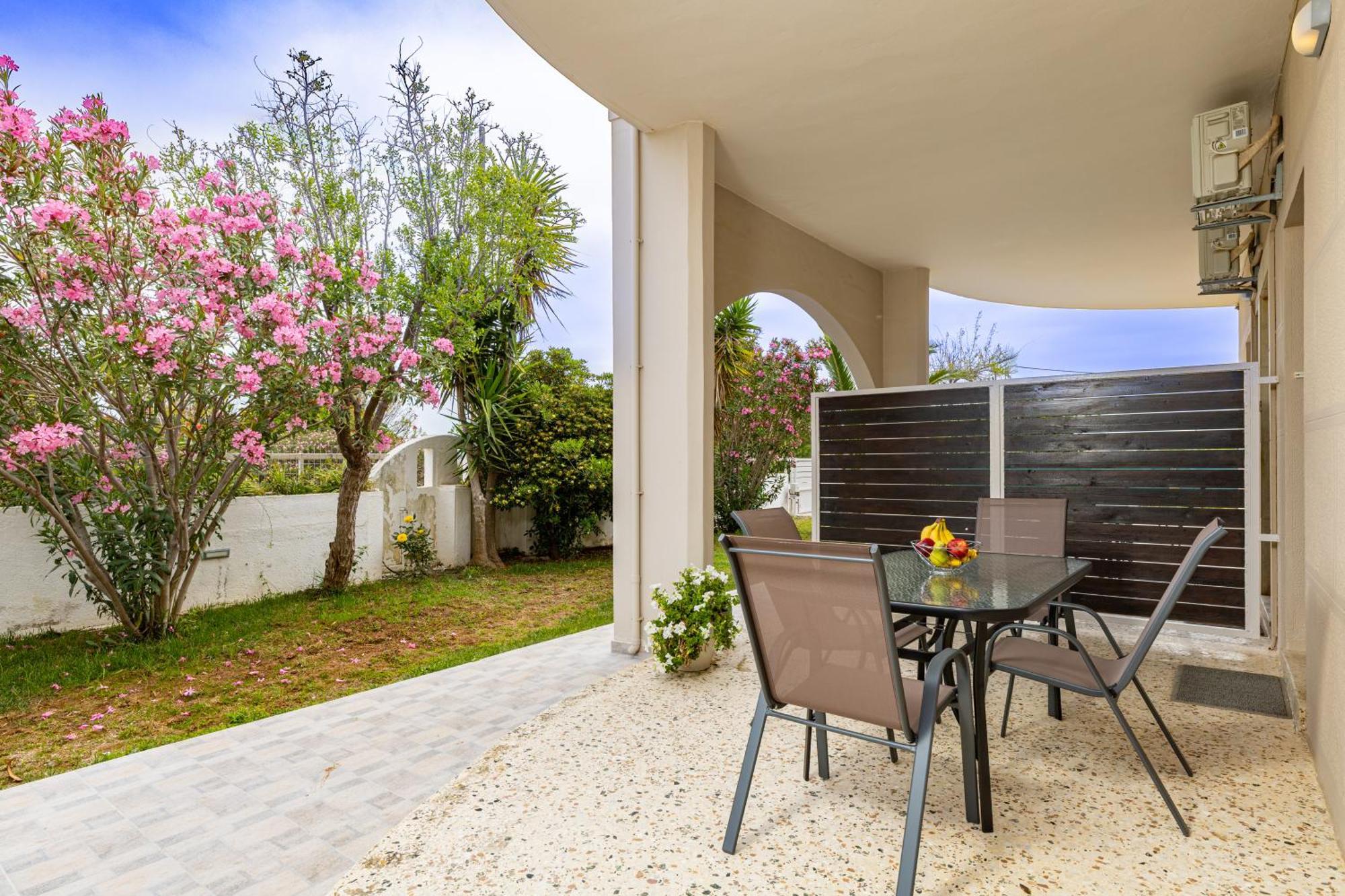 Golden Key Apartments Hriszí Aktí Haniá Kültér fotó