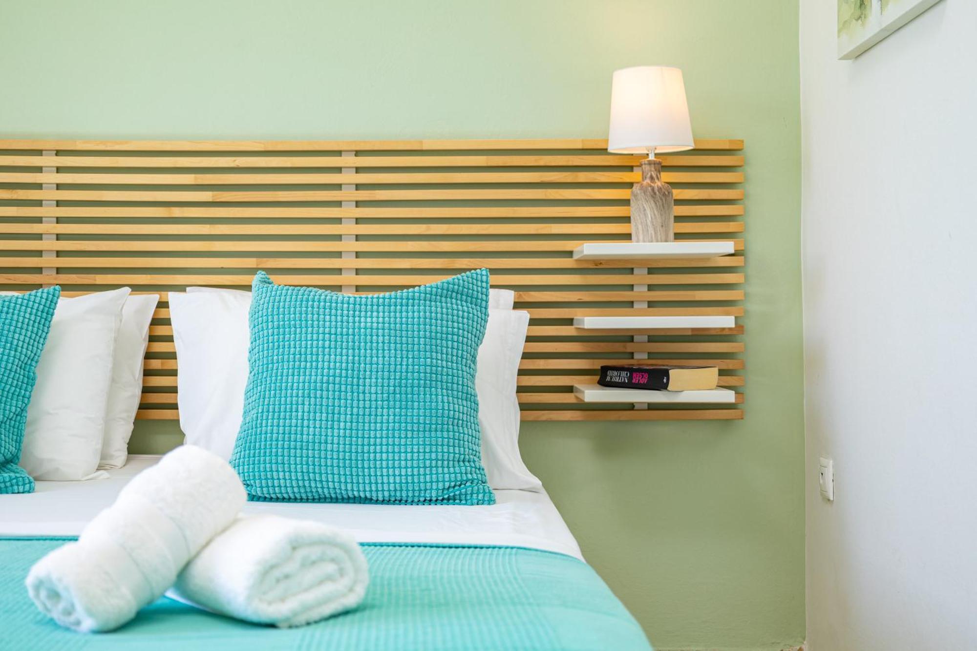 Golden Key Apartments Hriszí Aktí Haniá Kültér fotó